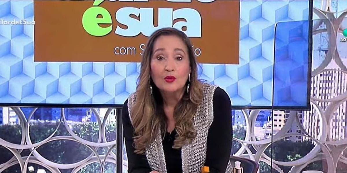 "Isso é uma vergonha", Sonia Abrão surta, levanta a voz e detona ao vivo na RedeTV: "Nunca vi absurdo tão grande" "Isso é uma vergonha", Sonia Abrão surta, levanta a voz e detona ao vivo na RedeTV: "Nunca vi absurdo tão grande"