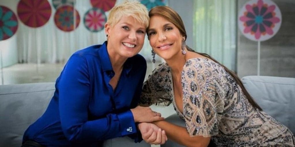 Ivete Sangalo tenta beijar Xuxa e passado lésbico de artistas vem à tona: "Foram um casal"