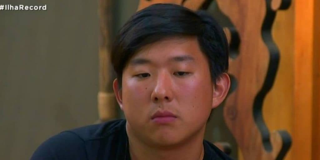 Pyong Lee comenta sobre dívidas de R$ 200 mil e desabafa: "Comecei trabalhar com 12 anos!"