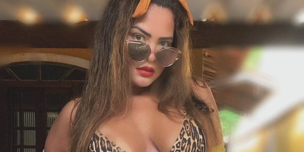 Geisy Arruda arranca suspiro dos marmanjos