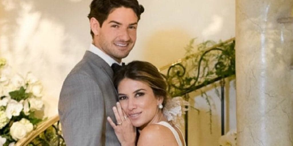"Se humilhar e orar", detona Pato, após separar Rebeca Abravanel da família e confirmar a verdade