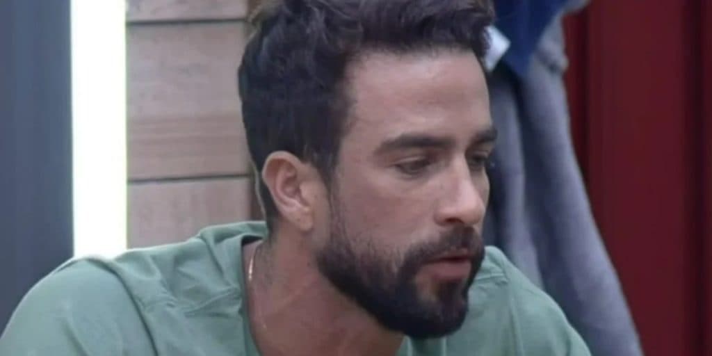 A Fazenda 13: Erasmo Viana decreta guerra contra Bil Araújo: "Nem toca na minha"