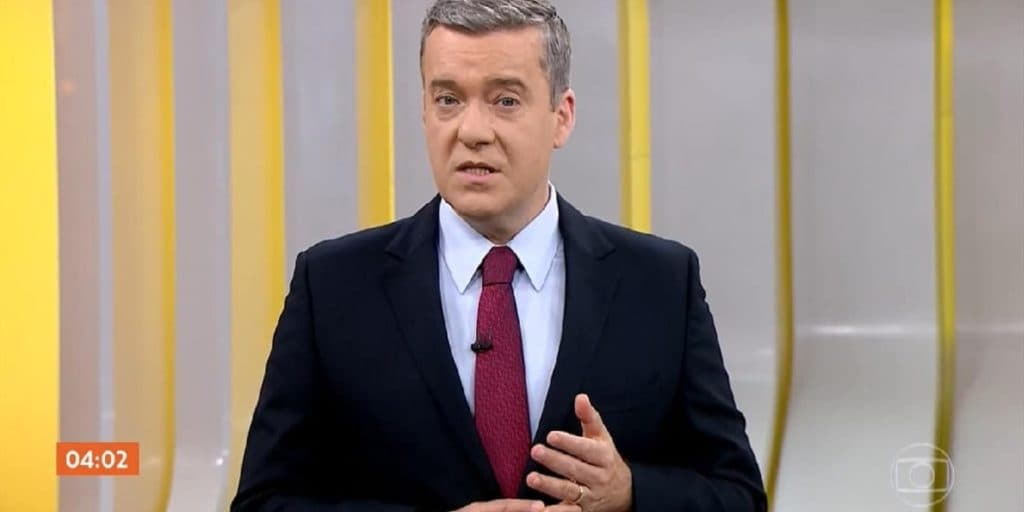 Roberto Kovalick surge na Globo e mostra imagens de caixão sendo aberto: "Eu nunca tinha visto isso"