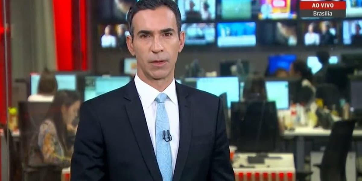 César Tralli foi confirmando no Jornal Hoje (Foto: Reprodução / TV Globo) César Tralli foi confirmando no Jornal Hoje (Foto: Reprodução / TV Globo)