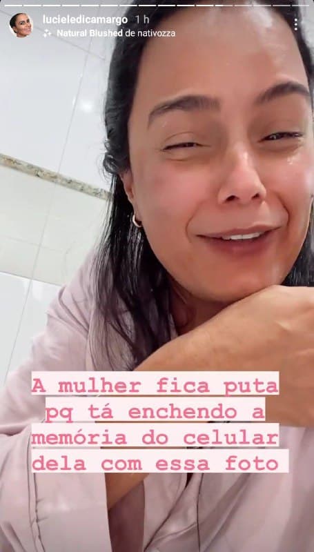 Esposa de Denílson chorou de rir com vídeo divertido (Foto: Reprodução) Esposa de Denílson chorou de rir com vídeo divertido (Foto: Reprodução)