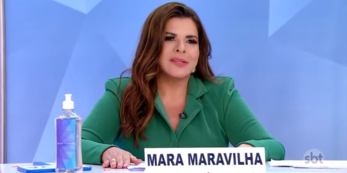 Mara Maravilha esculacha apresentadoras de podcast após brincadeira de mal gosto Mara Maravilha esculacha apresentadoras de podcast após brincadeira de mal gosto