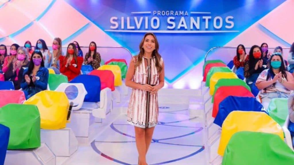 Após Eliana ser anunciada no Caldeirão da Globo, SBT tem correria e define substituta para programa aos domingos Após Eliana ser anunciada no Caldeirão da Globo, SBT tem correria e define substituta para programa aos domingos