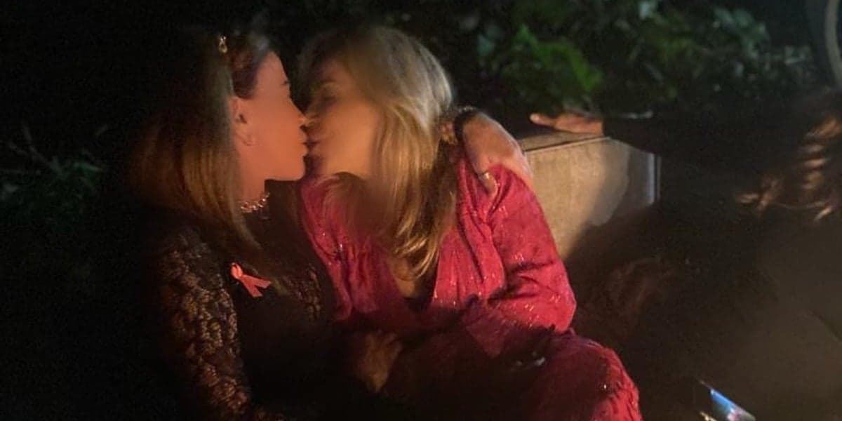 Zilu, mãe de Wanessa, beijou amiga (Foto: Reprodução/Instagram)