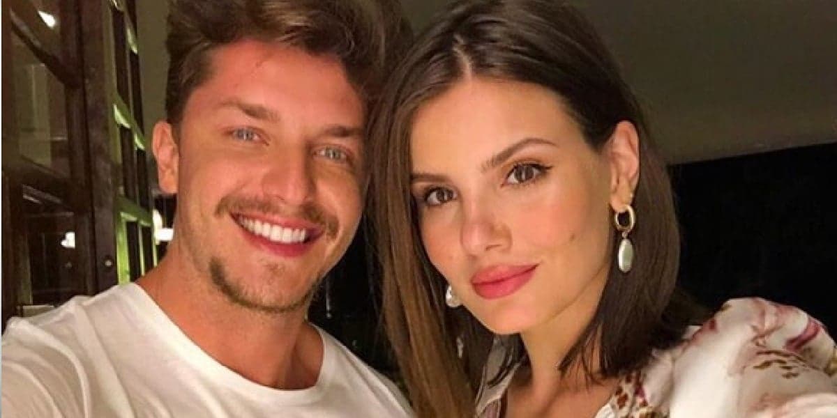Na TV, jornalista expõe culpa de Klebber Toledo na demissão de Camila Queiroz, manipulação e traição na Globo Na TV, jornalista expõe culpa de Klebber Toledo na demissão de Camila Queiroz, manipulação e traição na Globo