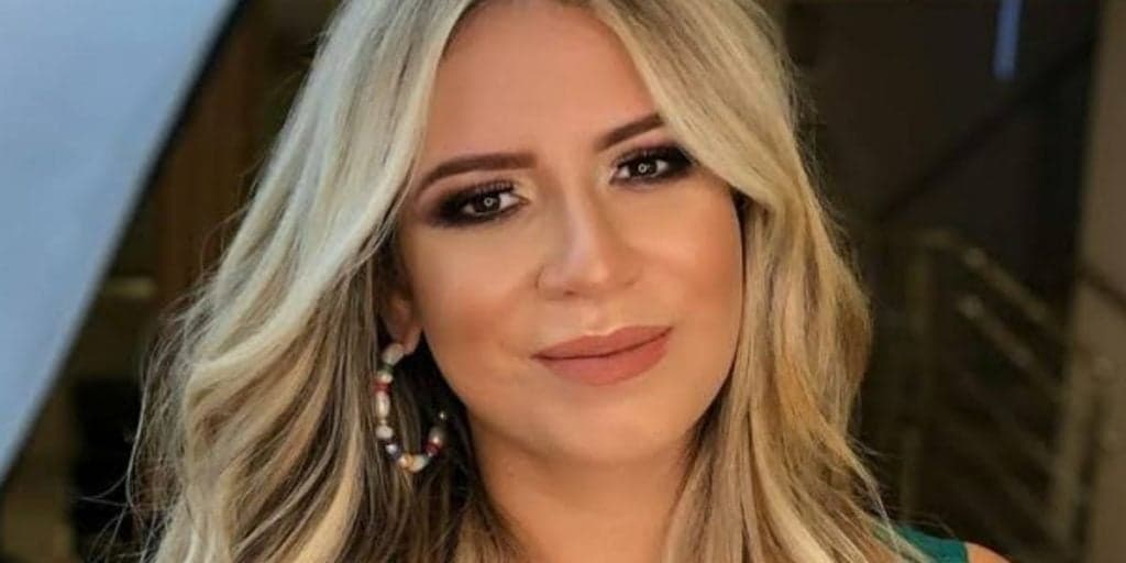 Revoltante! Colunista descreve Marília Mendonça como 'cantora ruim que brigava com a balança'