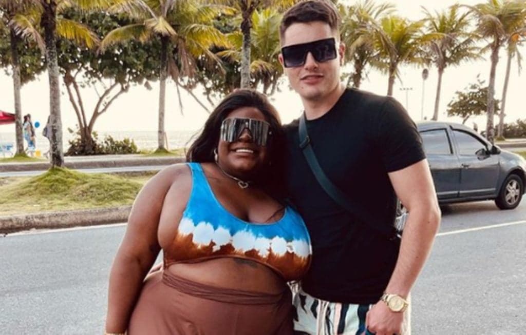 Jojo Todynho se sente traída, é obrigada a apresentar namorado, grita e esculacha na web: "Não queria"
