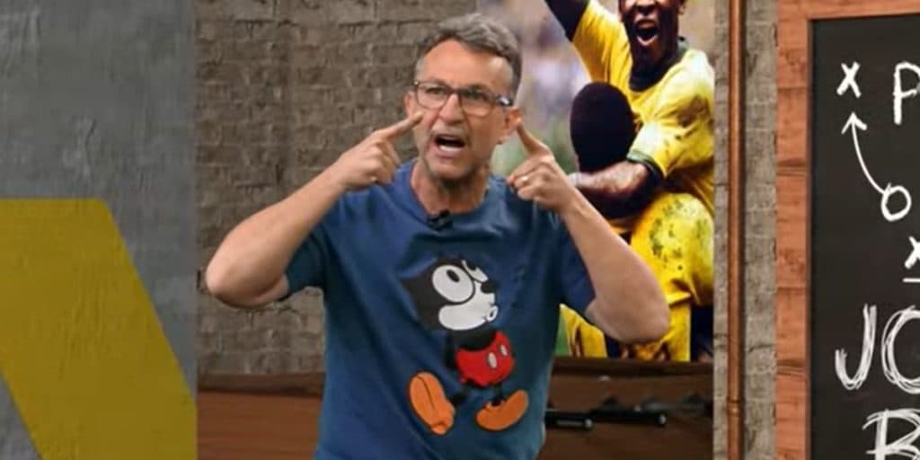 Neto não se controla, fala de masturbação ao vivo na Band e assume: "É uma delícia''