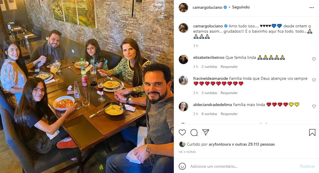 Luciano Camargo e a família (Foto: Reprodução/ Instagram) Luciano Camargo e a família (Foto: Reprodução/ Instagram)