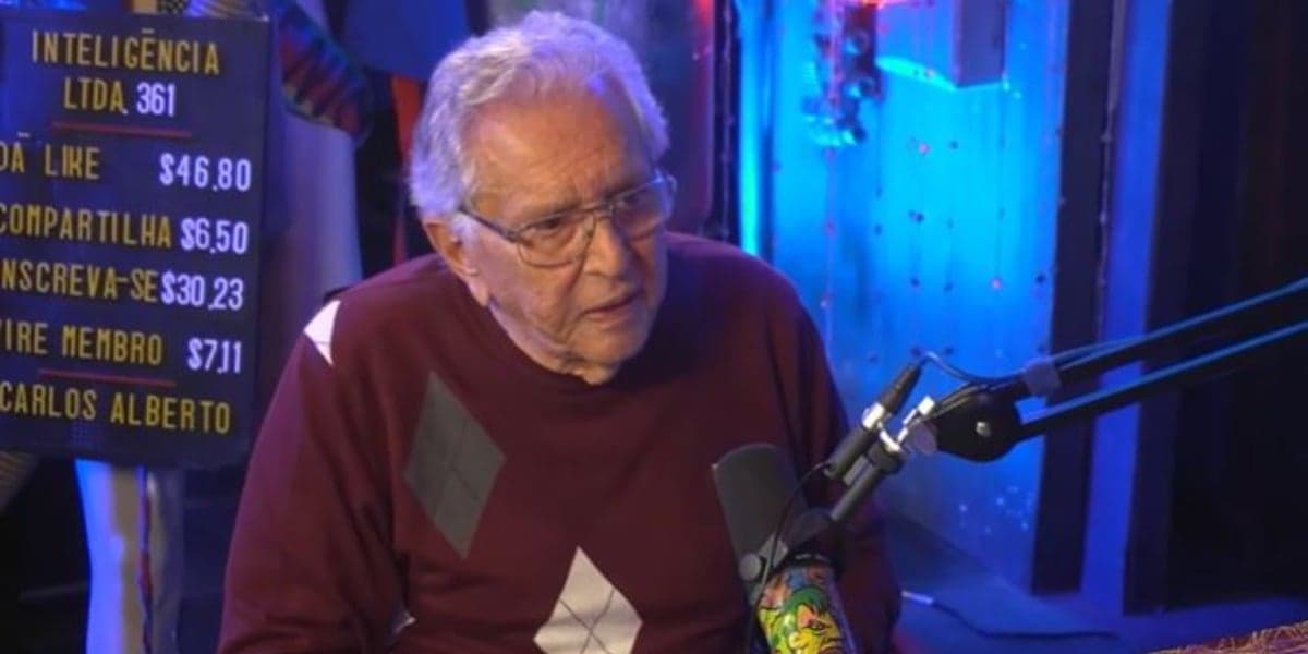 Carlos Alberto assina com a Globo na surdina, esconde tudo de patrão e expõe plano: "Ninguém vai saber" Carlos Alberto assina com a Globo na surdina, esconde tudo de patrão e expõe plano: "Ninguém vai saber"