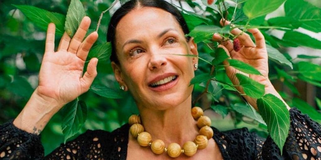 Contratada da Record, Carolina Ferraz exalta sua carreira na Globo e pede: "Me chamem"