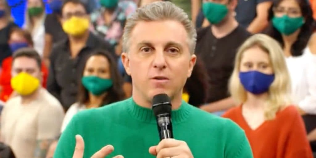 Luciano Huck será substituído por um novo apresentador na Globo, diz sensitiva