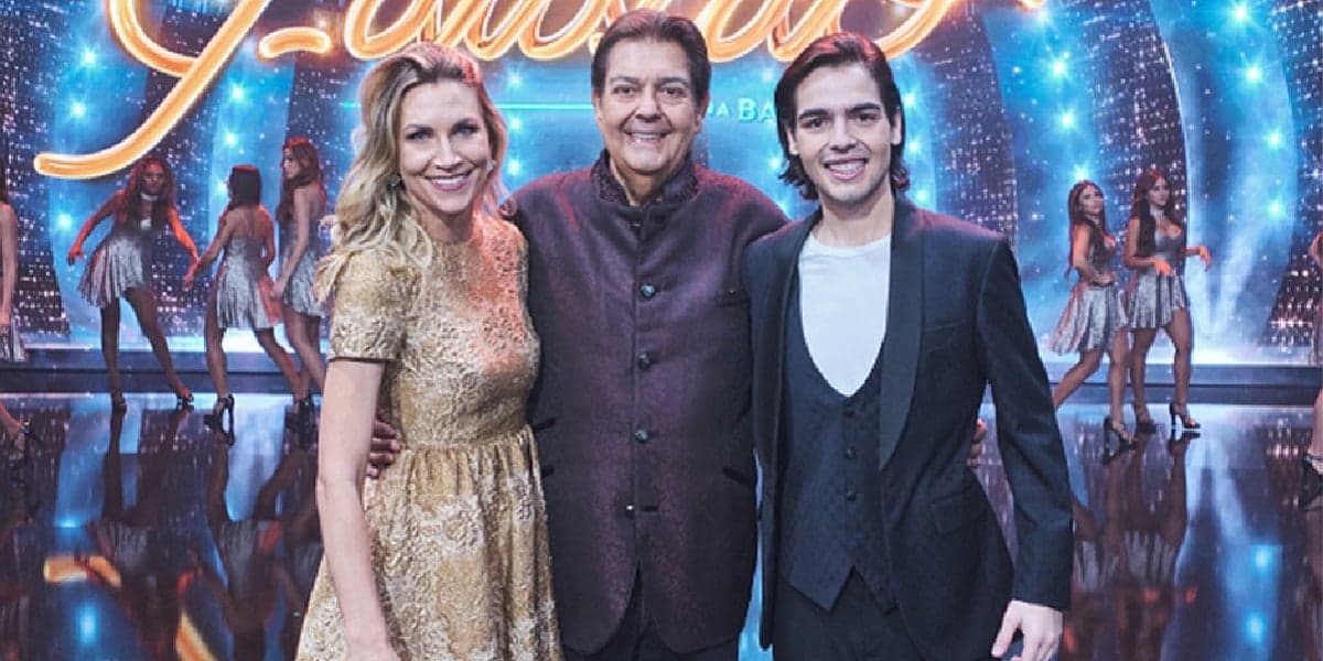 http://tvfoco.uai.com.br/wp-content/uploads/2015/05/Daniela-Mercury.jpg http://tvfoco.uai.com.br/wp-content/uploads/2015/05/Daniela-Mercury.jpg