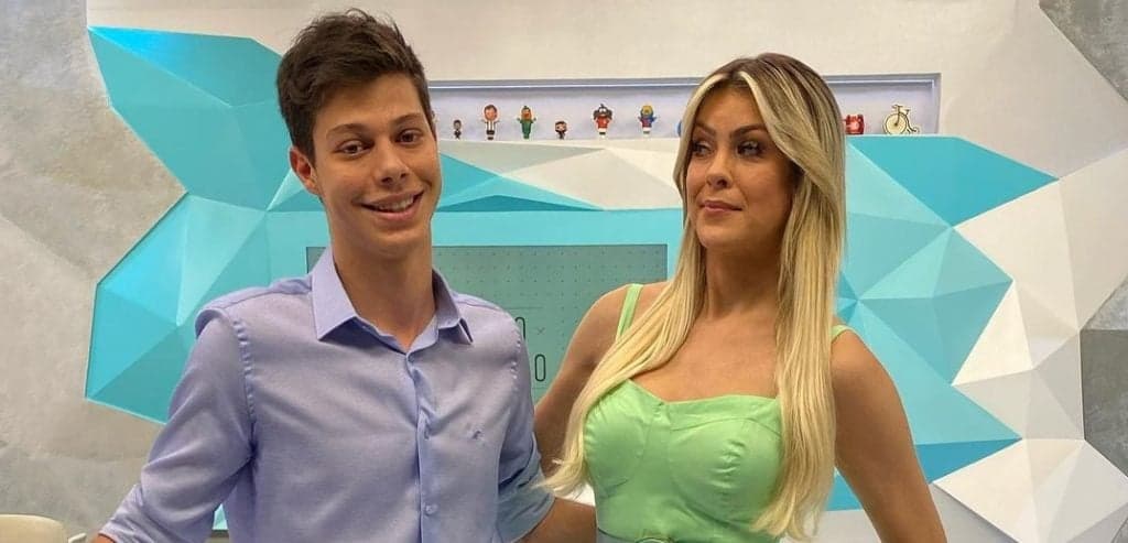 http://tvfoco.uai.com.br/wp-content/uploads/2015/05/Daniela-Mercury.jpg http://tvfoco.uai.com.br/wp-content/uploads/2015/05/Daniela-Mercury.jpg