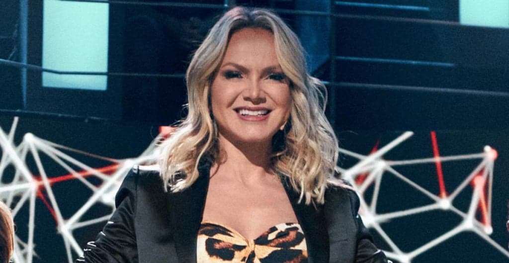 Eliana, após cirurgia, surge desfigurada aos 48 anos, fica irreconhecível e fãs detonam: "É ela?"