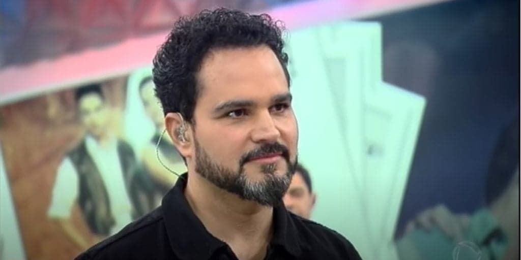 Luciano Camargo se declara para parceiro, reúne a família e conta tudo de uma vez: "Amo tudo''