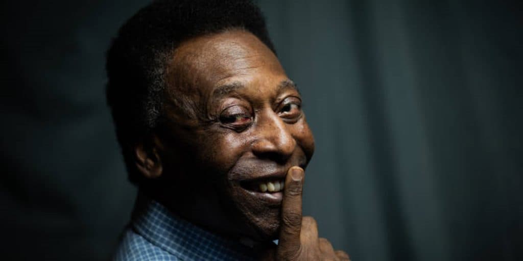 O jogador de futebol Pelé (Foto: Reprodução / Folha de S. Paulo) O jogador de futebol Pelé (Foto: Reprodução / Folha de S. Paulo)