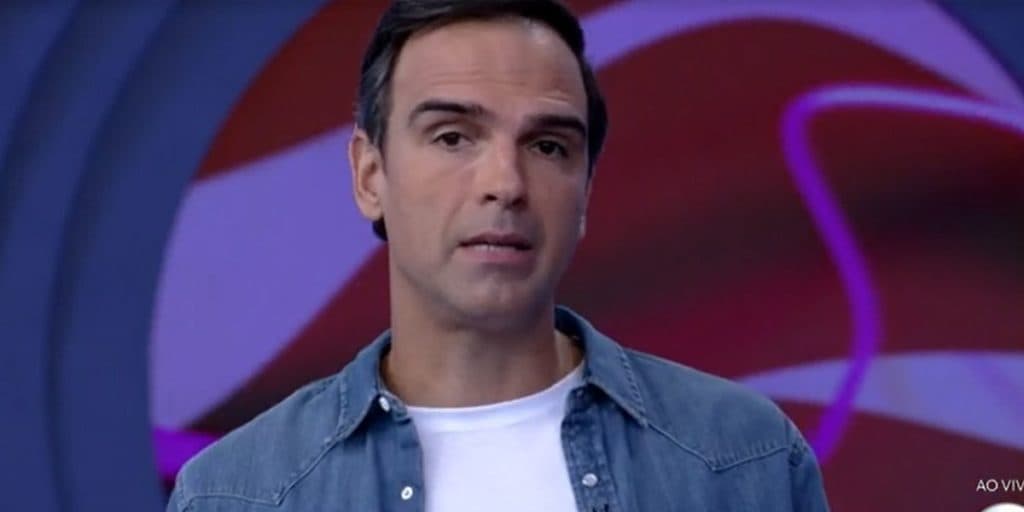 Família de ex BBB é atacada nas redes sociais e participante se pronuncia: 'Feia e chata'