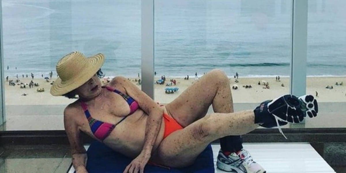 Betty Faria, da Globo, faz exercícios para tratar artrite (Foto: Reprodução/Instagram) Betty Faria, da Globo, faz exercícios para tratar artrite (Foto: Reprodução/Instagram)