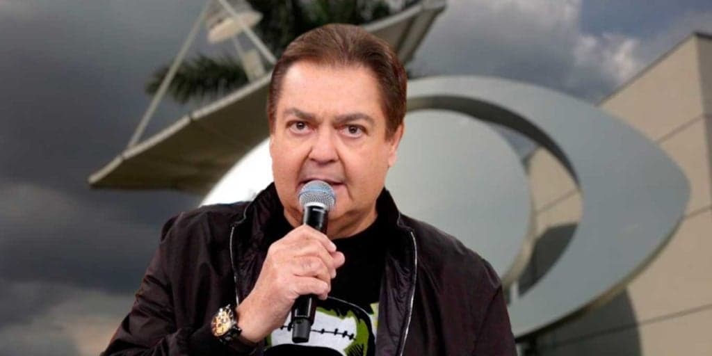 Faustão recebe notícia de demissão na Band, aceita sem reclamar e saída é informada ao público