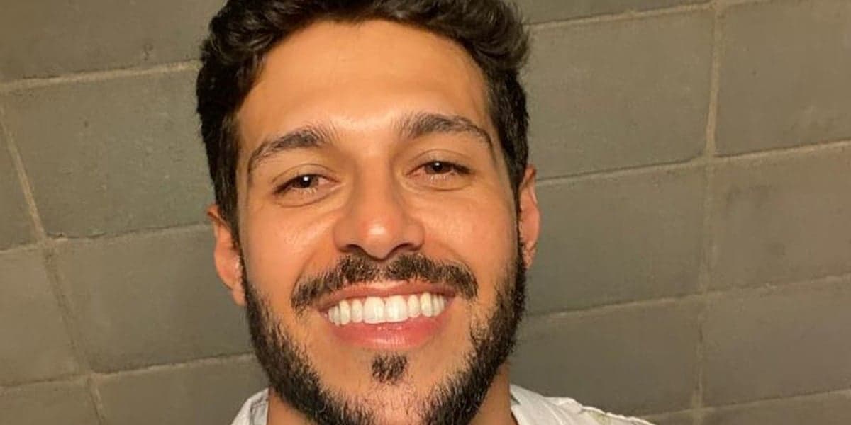 Rodrigo Mussi já está fora do BBB22, após ser eliminado no Paredão com 48,45% dos votos (Foto: Reprodução)