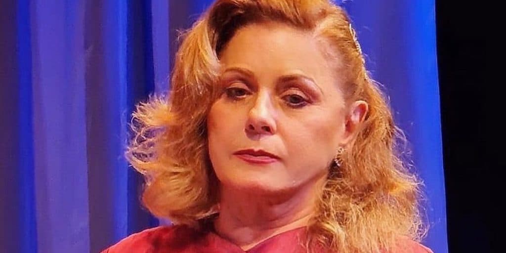Vera Fischer assume não conseguir chorar e pede ajuda para evitar um câncer na boca