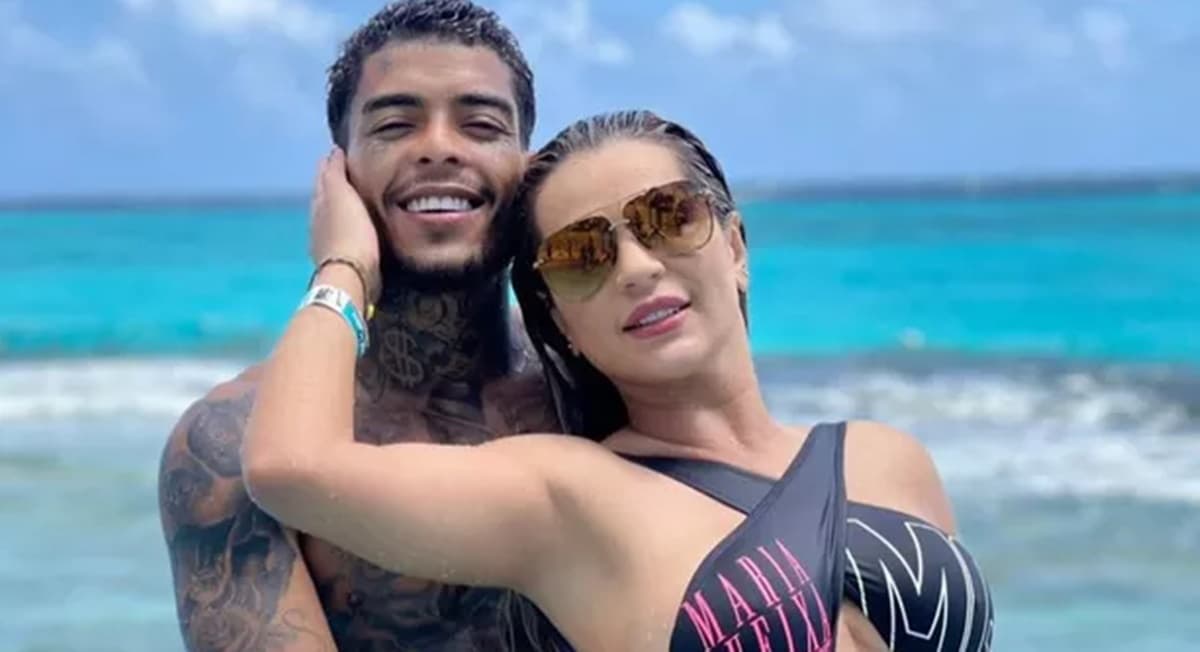 Deolane Bezerra, viúva de MC Kevin, faz reflexão sobre os homens na internet Deolane Bezerra, viúva de MC Kevin, faz reflexão sobre os homens na internet