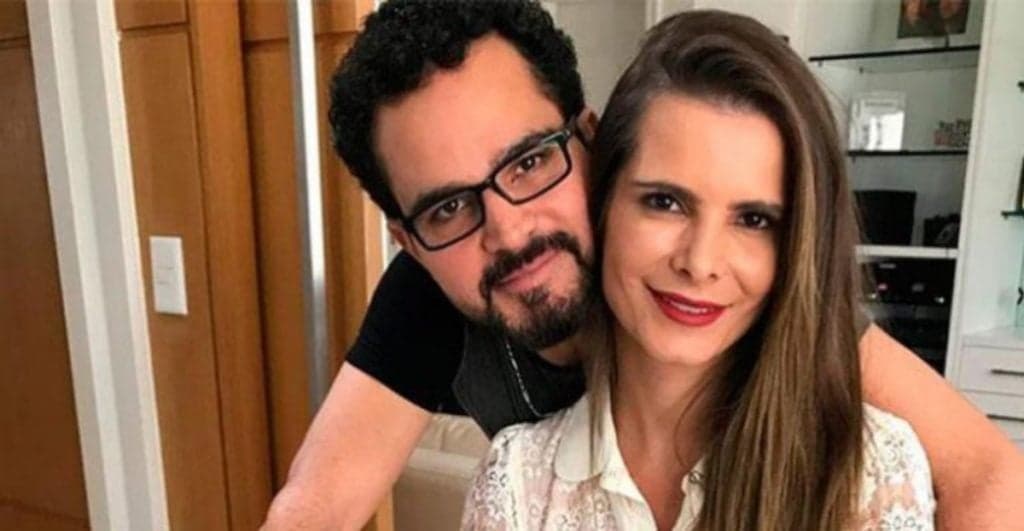 Luciano Camargo dá susto em esposa