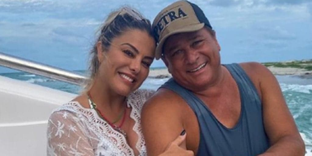 Ex-mulheres de Leonardo detonam quem é o cantor com rejeição e Poliana Rocha confirma: "Recebo há 12 anos"