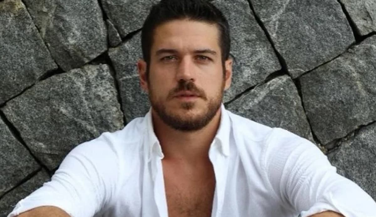 Marco Pigossi se assumiu gay no ano passado (Reprodução) Marco Pigossi se assumiu gay no ano passado (Reprodução)