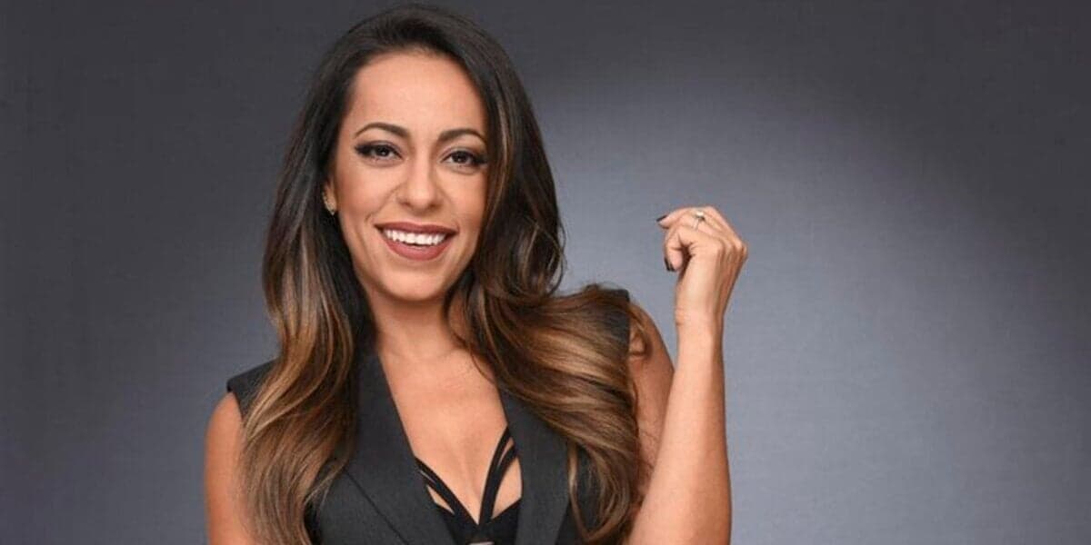Samantha Schmutz sempre se envolve em polêmicas (Foto: Reprodução) Samantha Schmutz sempre se envolve em polêmicas (Foto: Reprodução)