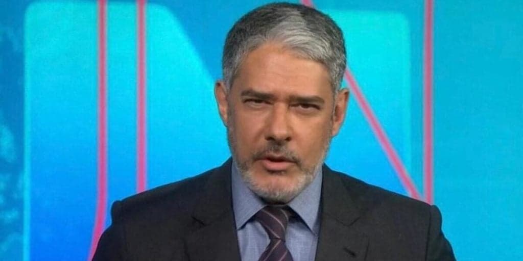 Após ausência, Bonner comunica aposentadoria para a Globo, deixa o JN e abre mão de fortuna mensal