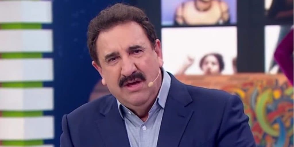 Ratinho 'briga' com parceiro de Danilo Gentili: "O assunto foi sério"