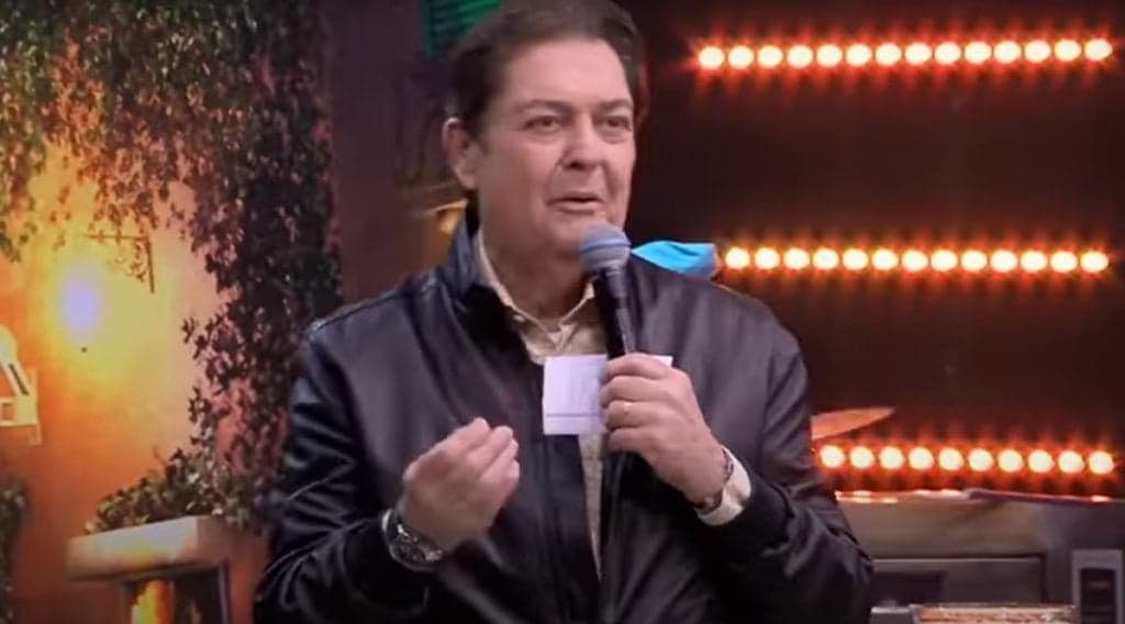 Faustão não desiste de derrubar Globo, recria 'Dança dos Famosos' de baixo orçamento, mas é menosprezado
