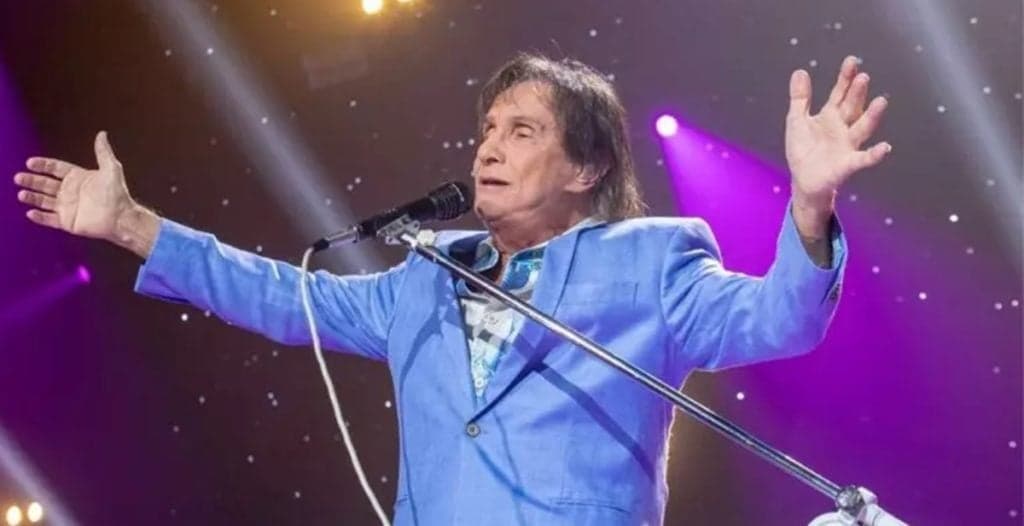 Roberto Carlos faz show só para mulheres