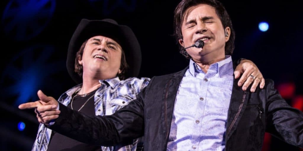Chitãozinho e Xororó já foram ao fundo do poço, passaram fome e dormiam em barracas de circo: "Sem condições"