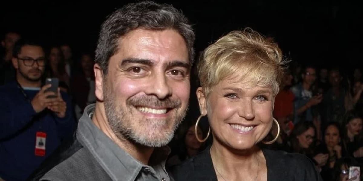 Junno Andrade ao lado de Xuxa (Foto: Divulgação) Junno Andrade ao lado de Xuxa (Foto: Divulgação)