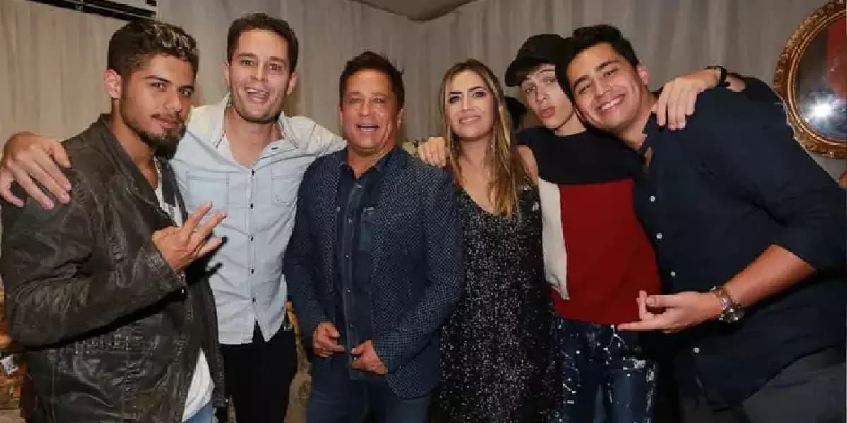 http://tvfoco.uai.com.br/wp-content/uploads/2015/05/Daniela-Mercury.jpg http://tvfoco.uai.com.br/wp-content/uploads/2015/05/Daniela-Mercury.jpg
