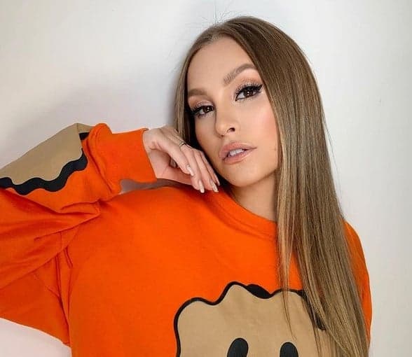 Carla Diaz possui uma trajetória de sucesso de 29 anos como atriz e também participou do BBB21 (Foto: Reprodução / Instagram) Carla Diaz possui uma trajetória de sucesso de 29 anos como atriz e também participou do BBB21 (Foto: Reprodução / Instagram)