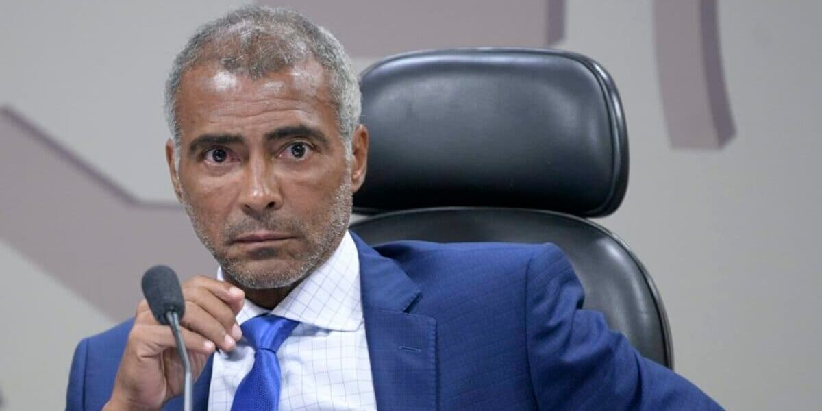 Romário tem relação com três mulheres ao mesmo tempo (Foto: Reprodução)