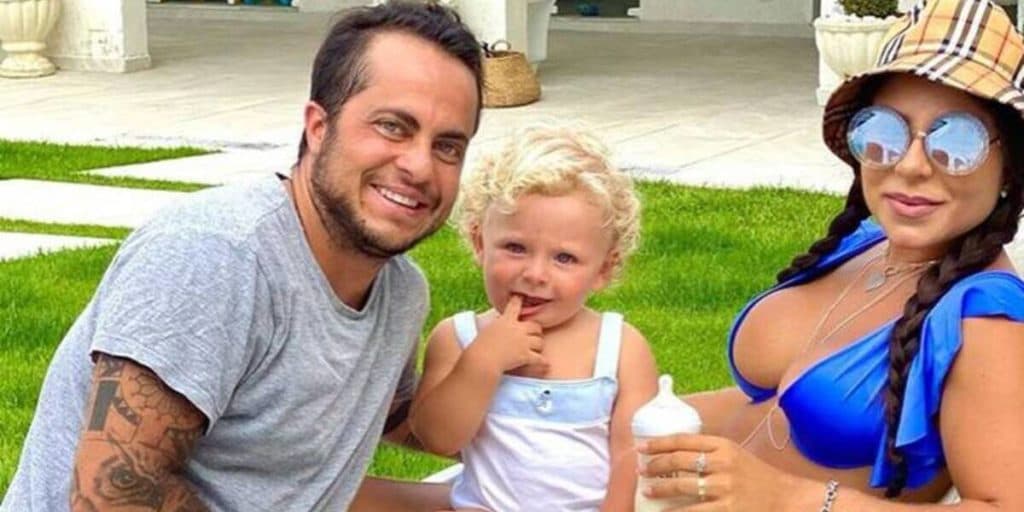 Esposa de Thammy Miranda pergunta ao filho 'qual o nome do papai' e resposta não passa despercebida