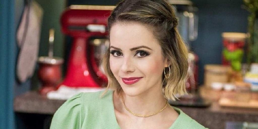 Sandy teve identidade do herdeiro divulgada, após se revoltar e lutar por sigilo: "Não tem que pagar"