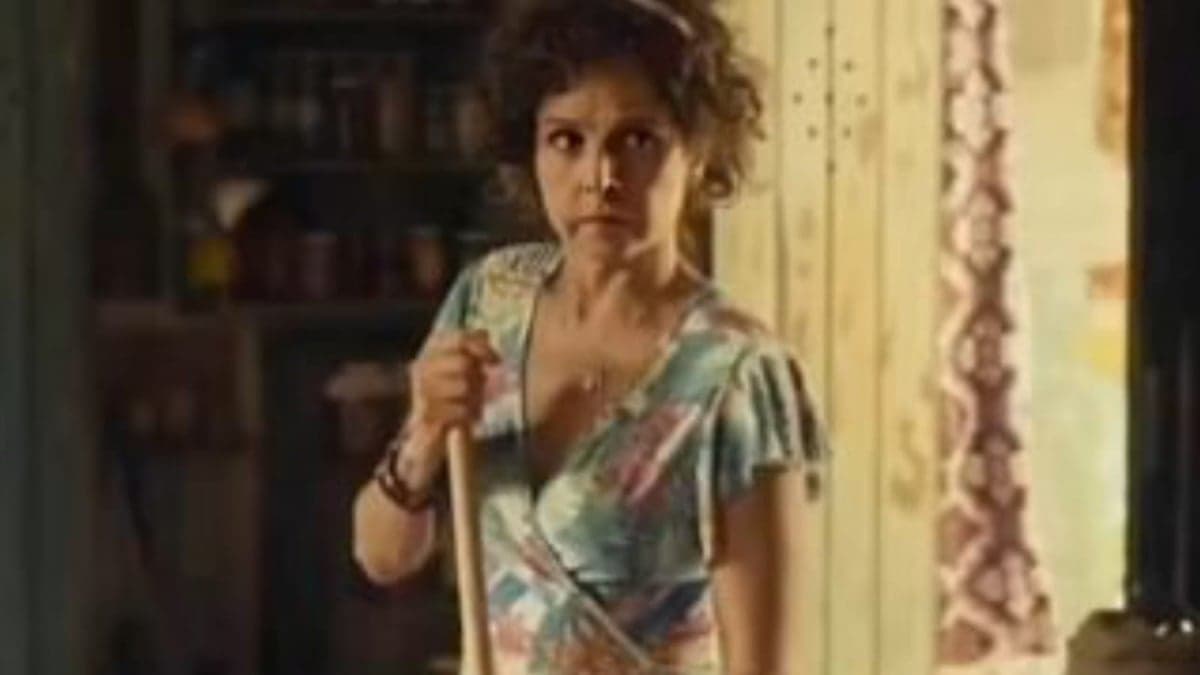 Drica Moraes em cena de Travessia; ela viverá Núbia, mãe de personagem de Chay Suede na trama (Reprodução/ Instagram) Drica Moraes em cena de Travessia; ela viverá Núbia, mãe de personagem de Chay Suede na trama (Reprodução/ Instagram)