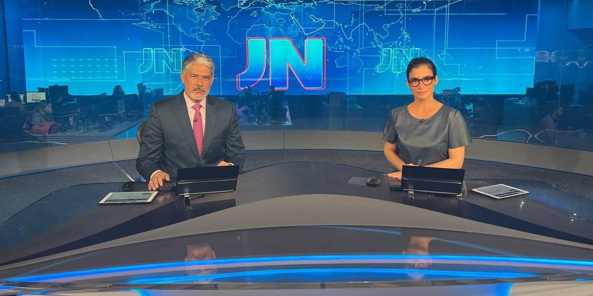 William Bonner e Renata Vasconcellos mal terminam o 'boa noite' e impactam com notícia: "O Brasil tem"