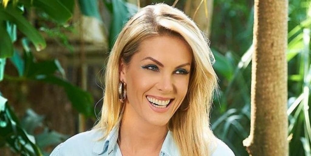 Apresentador da Record assume namoro gay com novinho de 21 anos e ganha apoio de Ana Hickmann: “Amor”