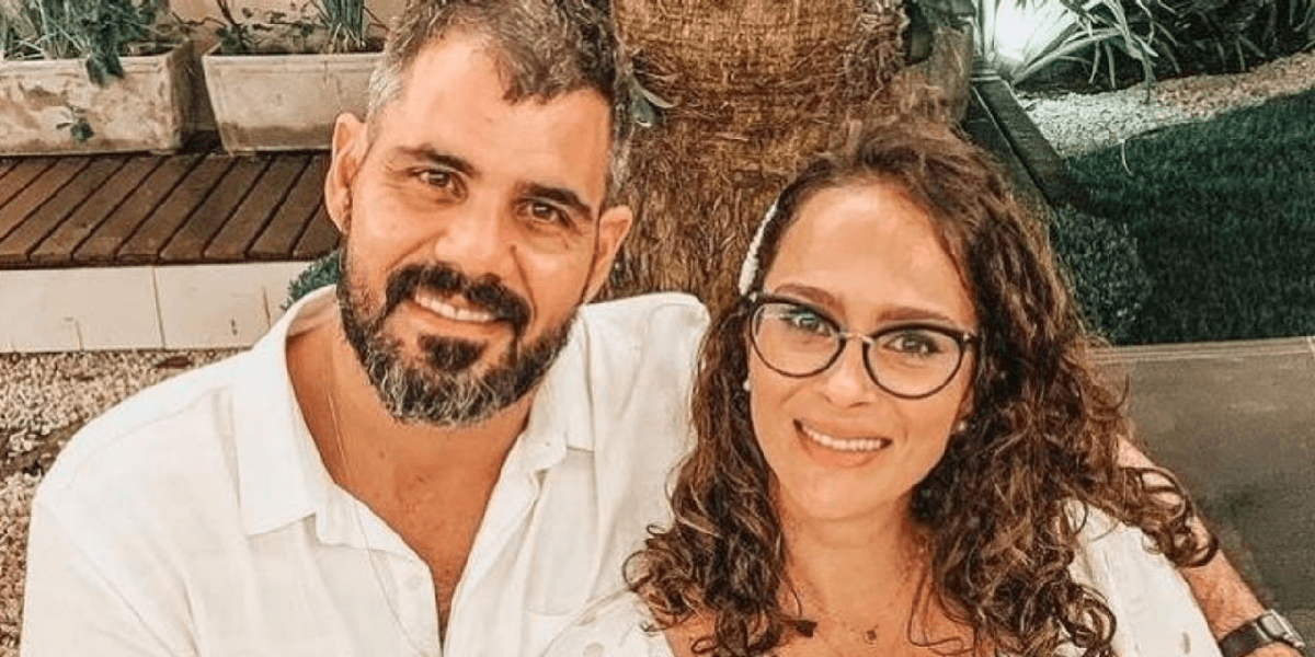 Juliano Cazarré e sua esposa (Foto: Divulgação) Juliano Cazarré e sua esposa (Foto: Divulgação)